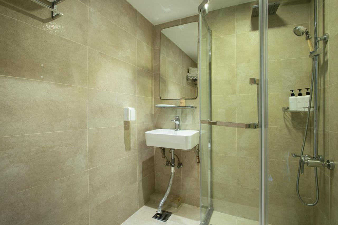 גנגנאונג Winners Hotel מראה חיצוני תמונה