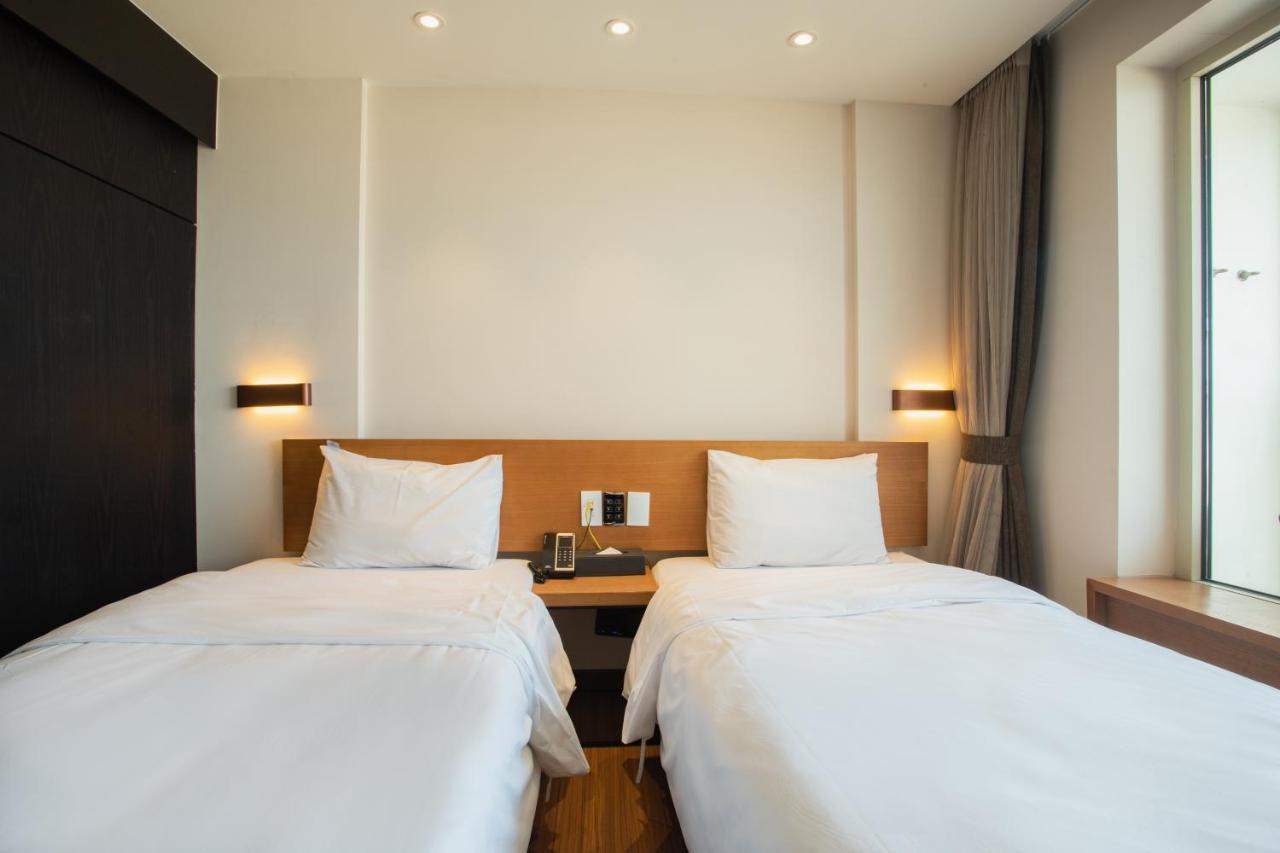 גנגנאונג Winners Hotel מראה חיצוני תמונה