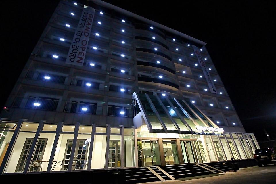 גנגנאונג Winners Hotel מראה חיצוני תמונה
