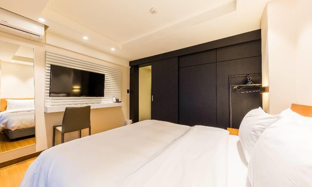 גנגנאונג Winners Hotel מראה חיצוני תמונה