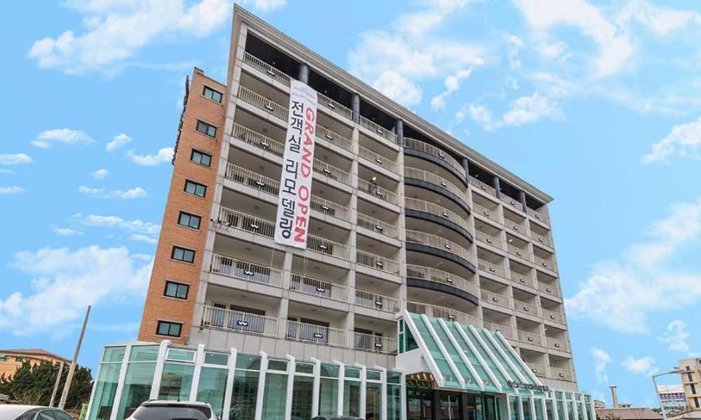 גנגנאונג Winners Hotel מראה חיצוני תמונה